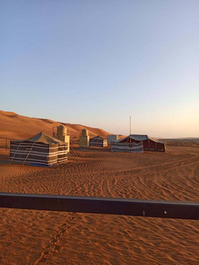 מלון Al Wāşil Bedouin Nights Camp מראה חיצוני תמונה