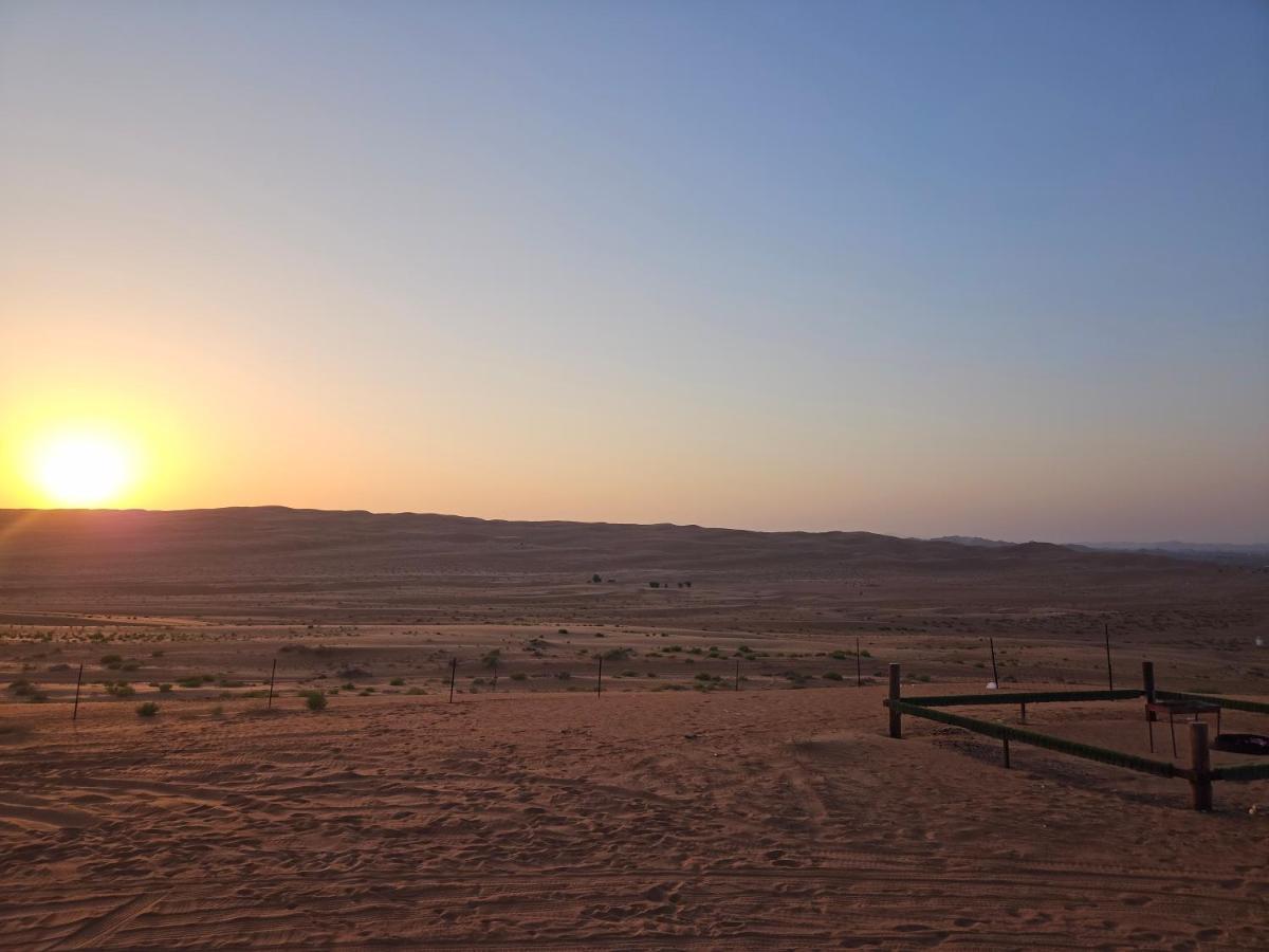 מלון Al Wāşil Bedouin Nights Camp מראה חיצוני תמונה