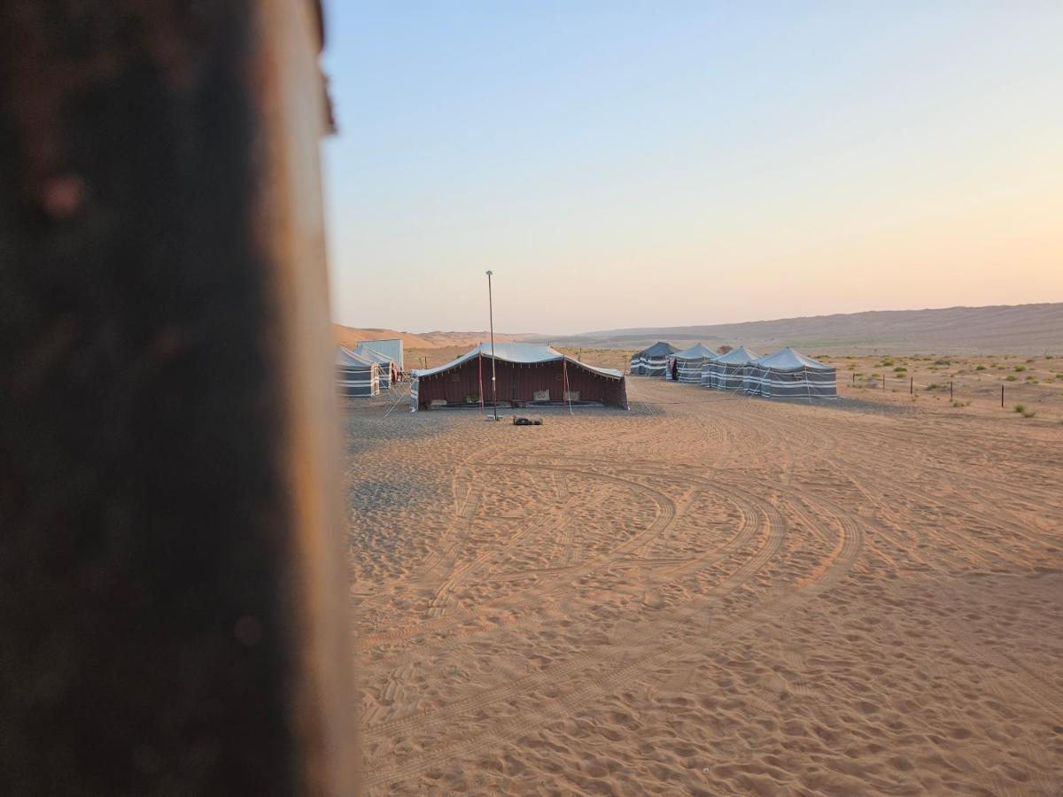 מלון Al Wāşil Bedouin Nights Camp מראה חיצוני תמונה